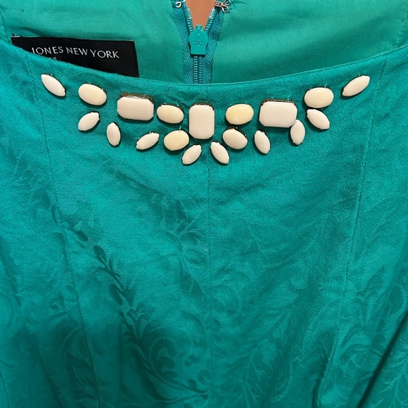 Jones New York beaded neckline dress size 8 - Picture 2 of 9